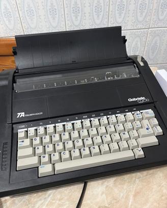 Macchina per scrivere Triumph Adler Gabriele