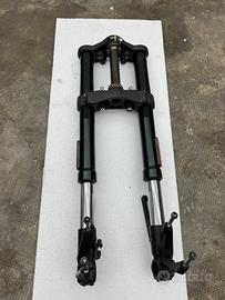 Forcella monster 937