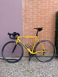 Bici da strada CANNONDALE R2000 si