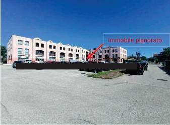 Immobile in asta di 109 m² con 5 locali a Silea