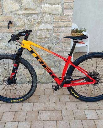 Trek procaliber 9.5 2022 carbonio - Fox 32 120mm