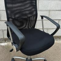 Sedia regolabile in altezza con rotelle