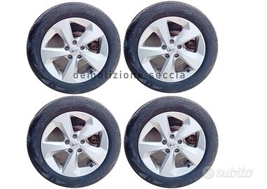 04 CERCHI e Gomme 17 pollici NISSAN QASHQAI