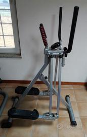 Attrezzo per gambe e braccia