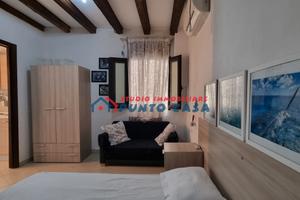 CENTRO STORICO - Pressi Corso Italia - Monolocale