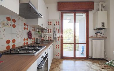 APPARTAMENTO CON GARAGE A POCHI PASSI DAL MARE