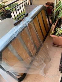 Letto in ferro battuto con rete