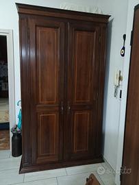 armadio in legno 