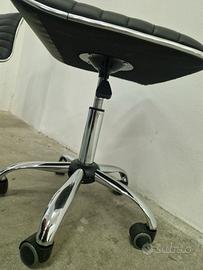 Sedia ufficio ecopelle nera regolabile