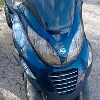Piaggio MP3 400 ie