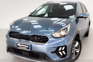 Kia Niro 1.6 gdi hev Urban dct