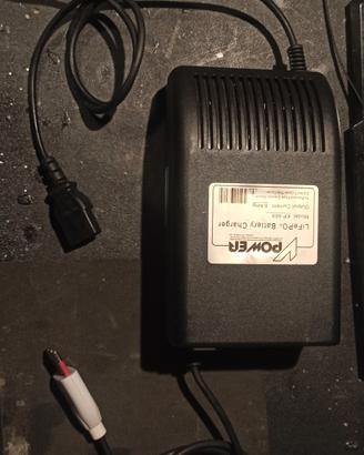 caricabatteria batteria bici Litio/Lipo 48v 
