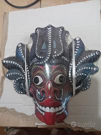 maschera Raksha perfetta 