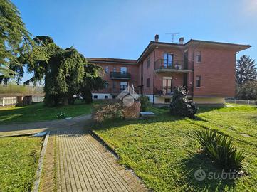 3 LOCALI A INCISA SCAPACCINO