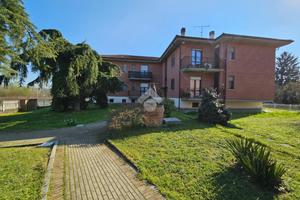 3 LOCALI A INCISA SCAPACCINO