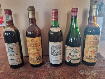 Set  5 bottiglie di vino e liquore