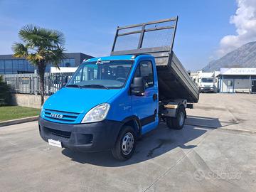 Iveco Daily RIBALTABILE TRILATERALE