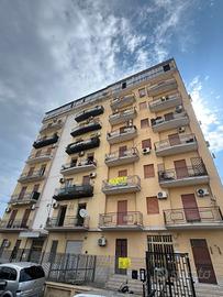 Viale Regione Siciliana Nord Ovest Luminoso 3 VANI