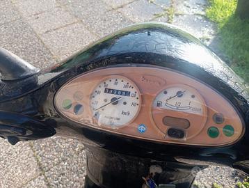 Piaggio Vespa 150 ET4 - 2012