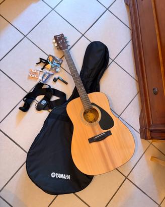 Chitarra acustica Yamaha F310P usata