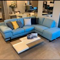 Divano Nuovo Mai Usato