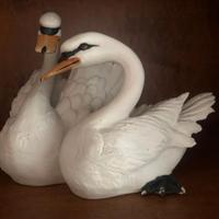 COPPIA DI CIGNI IN CERAMICA DI CAPODIMONTE MOLLICA