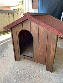 Cuccia per cani in legno massello