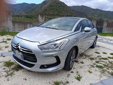 CITROEN DS 5 PURE PEARL 