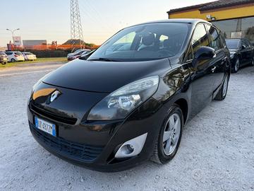 Renault Grand Scénic 1.5 dCi 110CV Dynamique UNICO