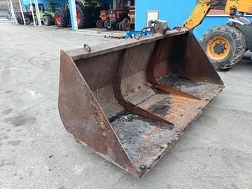 benna usata larghezza 2,40m