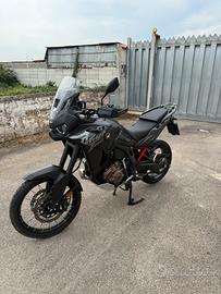 Honda africa twin 1100 ES manuale+quickshifter