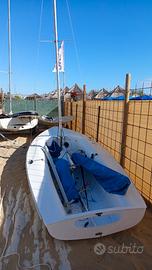 Barca a vela deriva 470