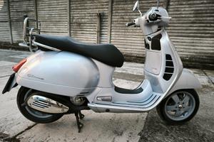 Vespa GTS 250 del 2005 con 41.000 km
