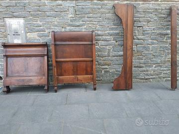 2 letti singoli in noce a BARCHETTA del 1900