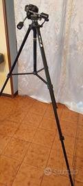 cavalletto per video camere e reflex 