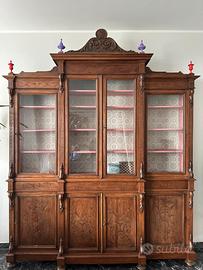 Vetrina-Credenza italiana di fine XIX secolo