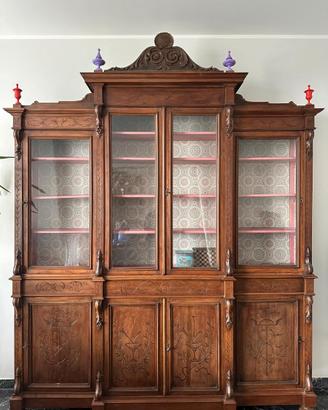 Vetrina-Credenza italiana di fine XIX secolo