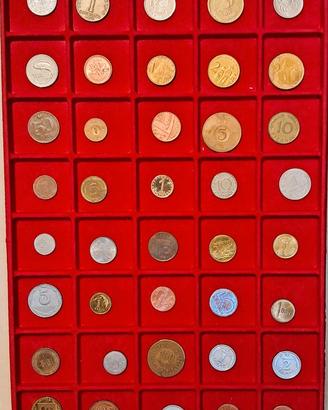 Lotto di 40 monete dal mondo tutte diverse (#M2)  