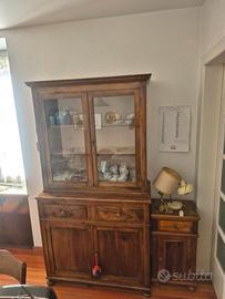 Credenza vetrina antica a due corpi, noce, '800