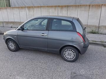 automobili 