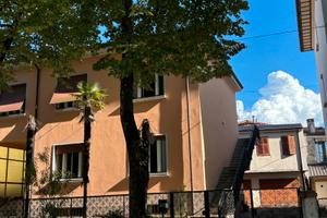 Gorizia, appartamento in villa