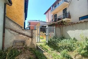 Nomentana tiburtina100 mq indipendente + giardino