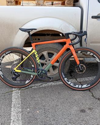 gravel Megamo silk 01