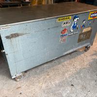 Cassone porta attrezzi