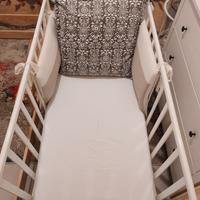 Culla materasso lenzuola e paracolpi