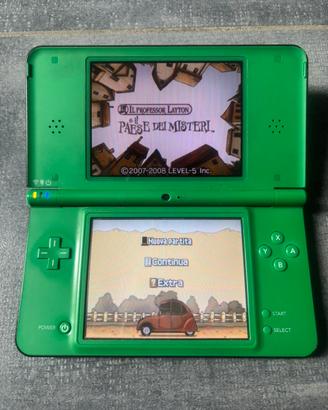 Nintendo DSi XL con gioco PROFESSOR LAYTON