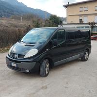 Renault trafic 2.0 - 9 posti - L2