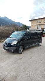 Renault trafic 2.0 - 9 posti - L2