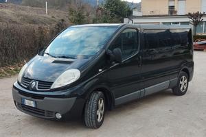 Renault trafic 2.0 - 9 posti - L2