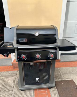 Barbecue a gas WEBER SpiritE320 con fornello extra